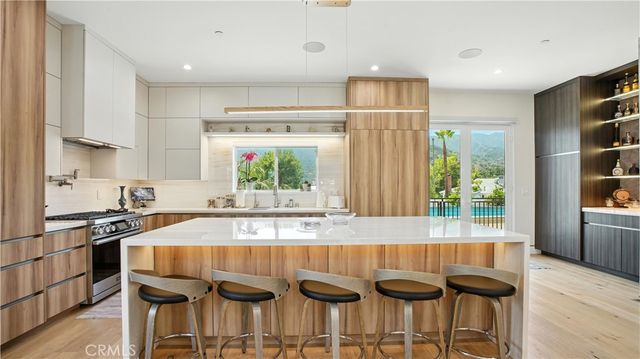 2806 Manhattan, La Crescenta, CA 91214