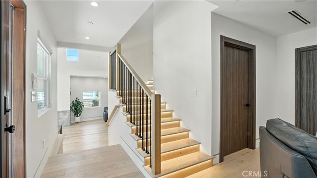 2806 Manhattan, La Crescenta, CA 91214