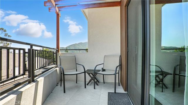 2806 Manhattan, La Crescenta, CA 91214