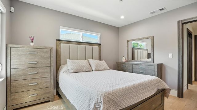 2806 Manhattan, La Crescenta, CA 91214