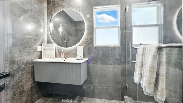 2806 Manhattan, La Crescenta, CA 91214