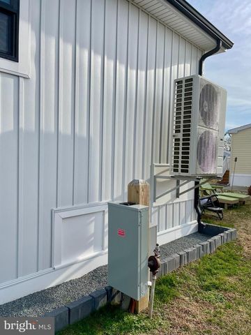 37 CANDLELIGHT LN, Rehoboth Beach, DE 19971