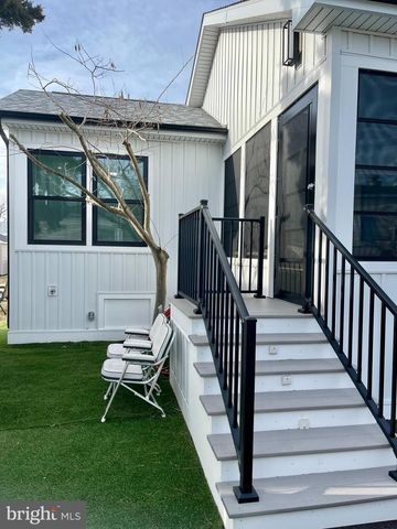 37 CANDLELIGHT LN, Rehoboth Beach, DE 19971