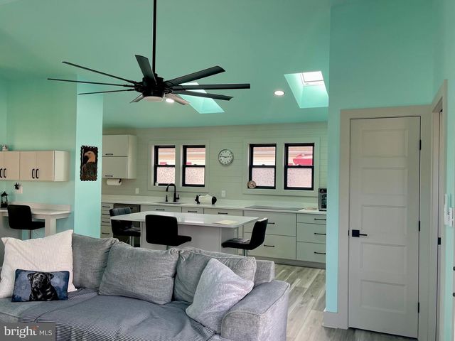 37 CANDLELIGHT LN, Rehoboth Beach, DE 19971