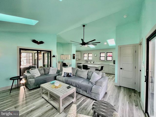 37 CANDLELIGHT LN, Rehoboth Beach, DE 19971