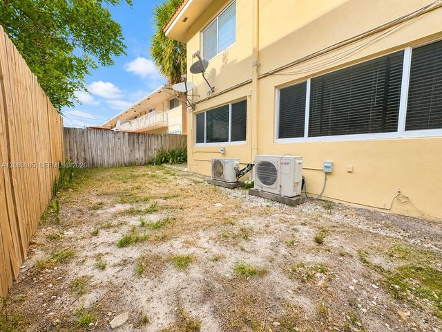 2901 Middle River Drive 5, Fort Lauderdale, FL 33306