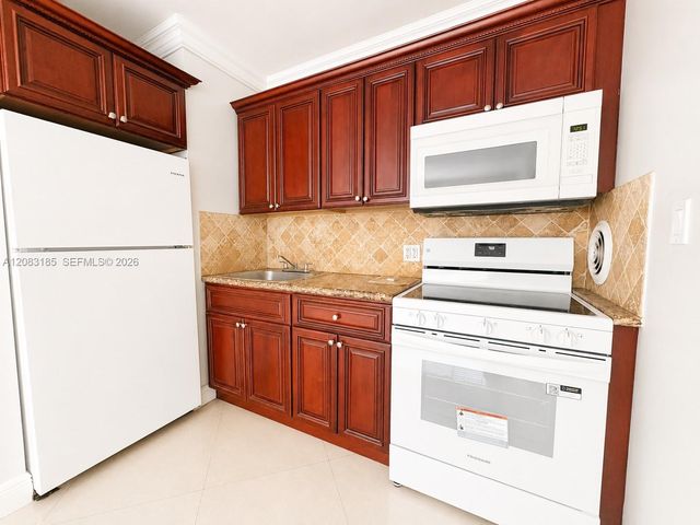 2901 Middle River Drive 5, Fort Lauderdale, FL 33306