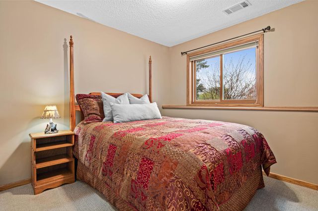 18480 87th Avenue N, Maple Grove, MN 55311