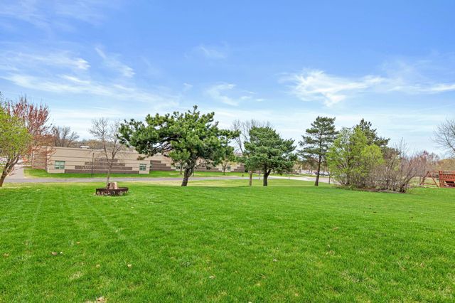 18480 87th Avenue N, Maple Grove, MN 55311