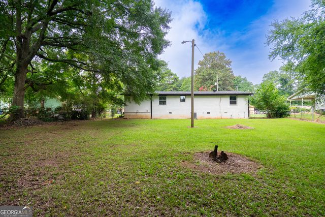 106 Sir Lancelot Avenue, Lagrange, GA 30241