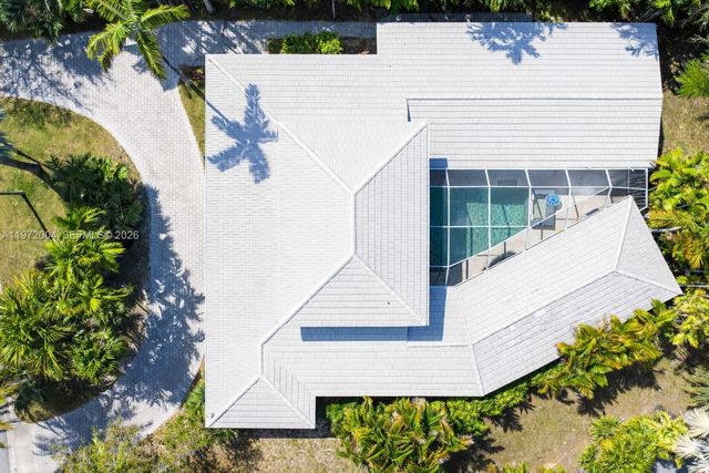 4570 Sabal Palm Rd, Miami, FL 33137