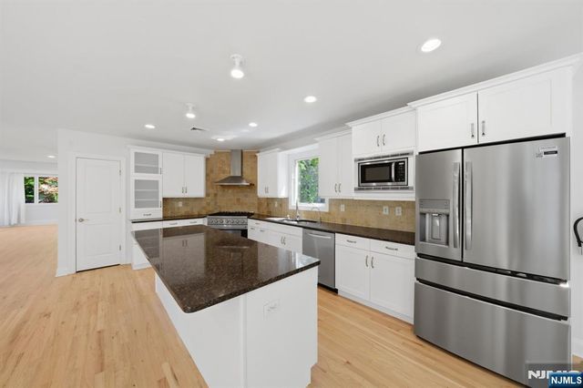 232 Riveredge Road, Tenafly, NJ 07670