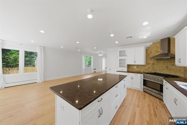 232 Riveredge Road, Tenafly, NJ 07670