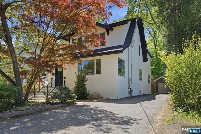 232 Riveredge Road, Tenafly, NJ 07670
