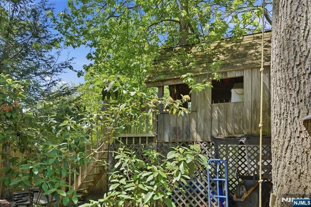 232 Riveredge Road, Tenafly, NJ 07670
