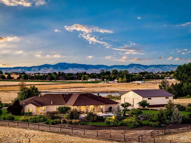 5340 S Black Cat Rd., Meridian, ID 83642