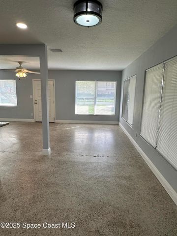 7780 Northern Oak Street, Melbourne, FL 32904