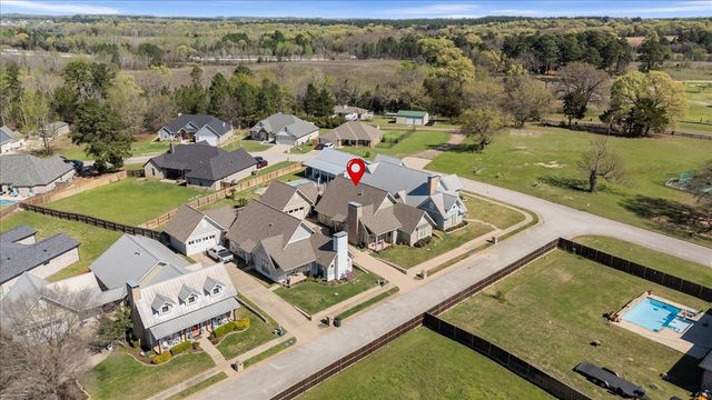 14621 Twin Pines Lane, Lindale, TX 75771