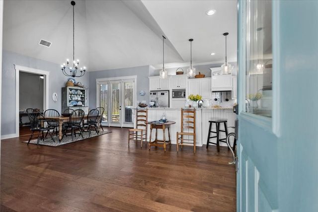 14621 Twin Pines Lane, Lindale, TX 75771