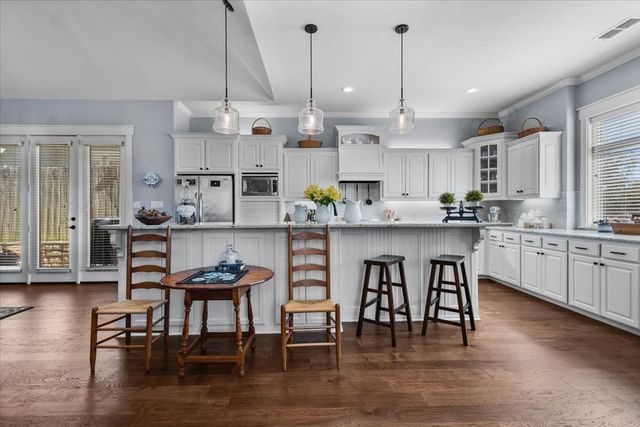 14621 Twin Pines Lane, Lindale, TX 75771