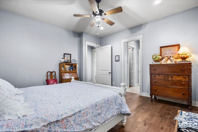 14621 Twin Pines Lane, Lindale, TX 75771