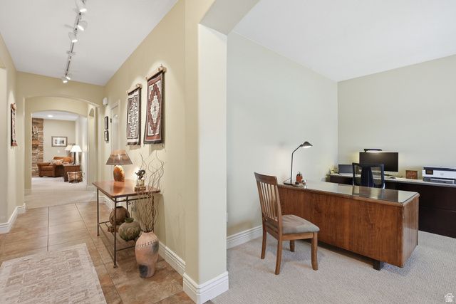 10722 S CORAL DUNE DR, South Jordan, UT 84009