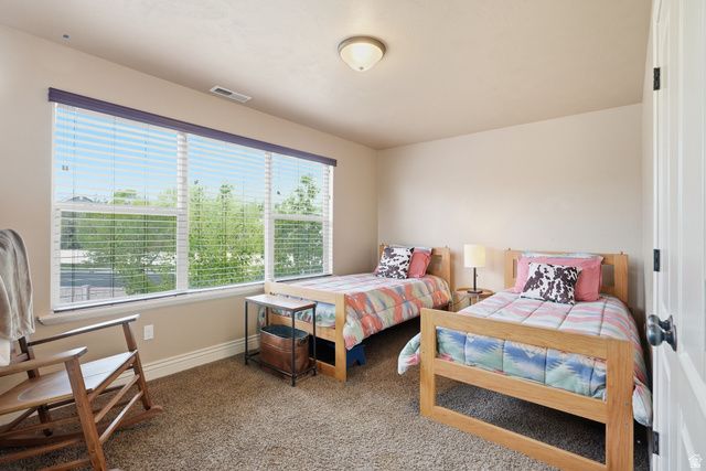 10722 S CORAL DUNE DR, South Jordan, UT 84009