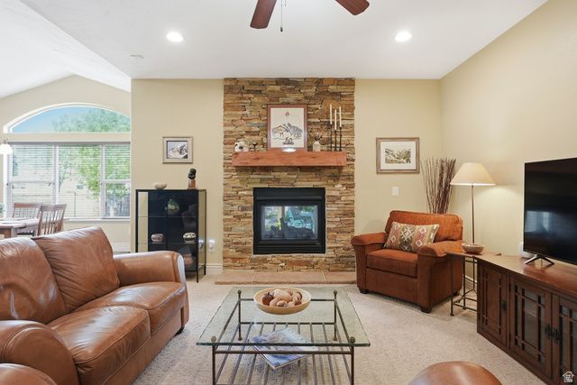 10722 S CORAL DUNE DR, South Jordan, UT 84009