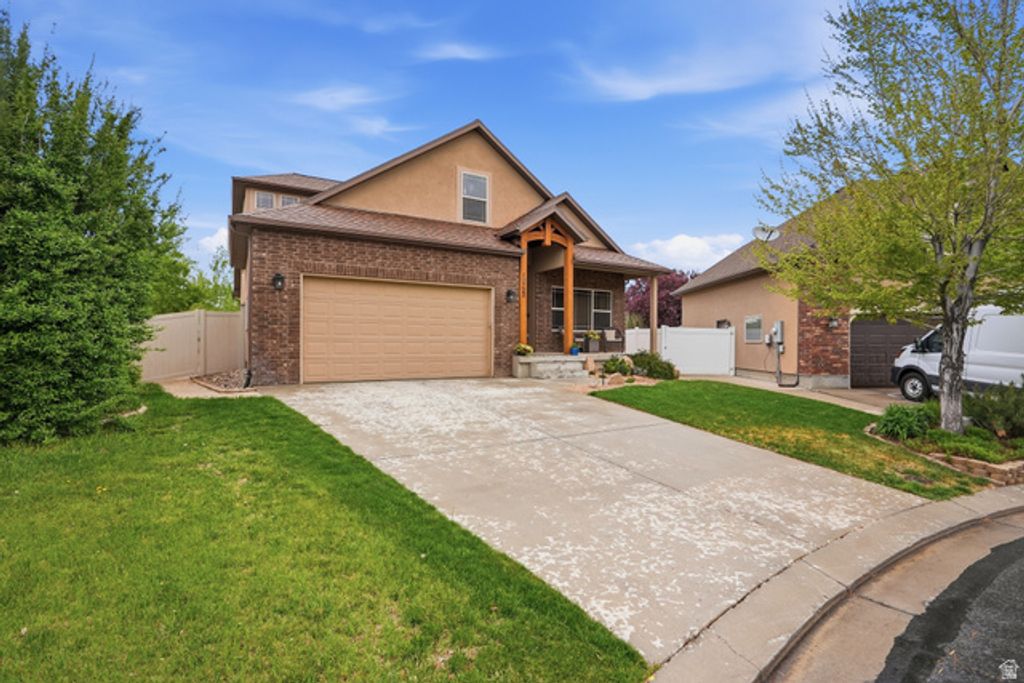 10722 S CORAL DUNE DR, South Jordan, UT 84009