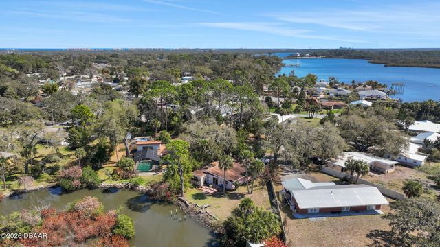 410 Acacia Circle, Port Orange, FL 32127