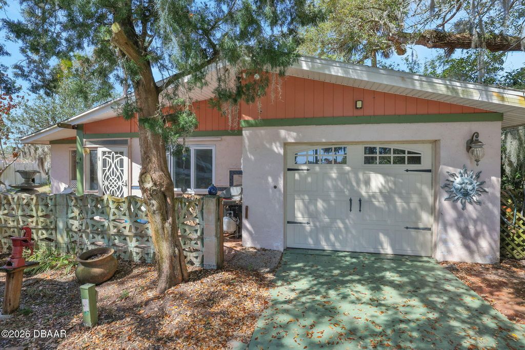 410 Acacia Circle, Port Orange, FL 32127