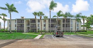 1112 GREEN PINE Boulevard G3, West Palm Beach, FL 33409