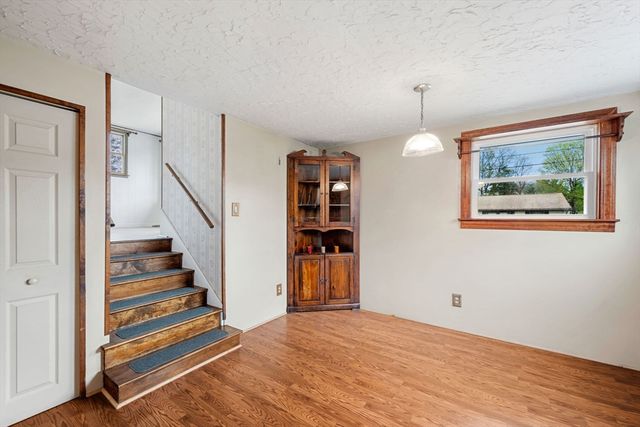 15 Waterman, Auburn, MA 01501