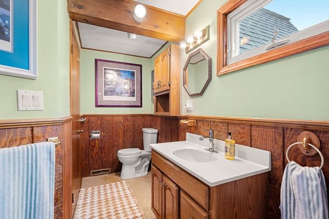 15 Waterman, Auburn, MA 01501