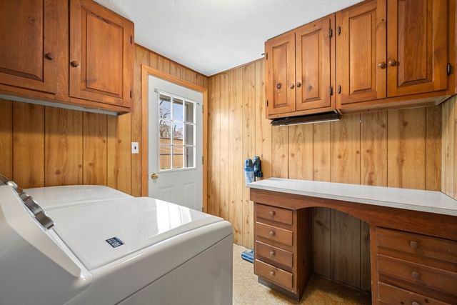 15 Waterman, Auburn, MA 01501