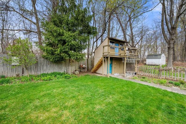 15 Waterman, Auburn, MA 01501