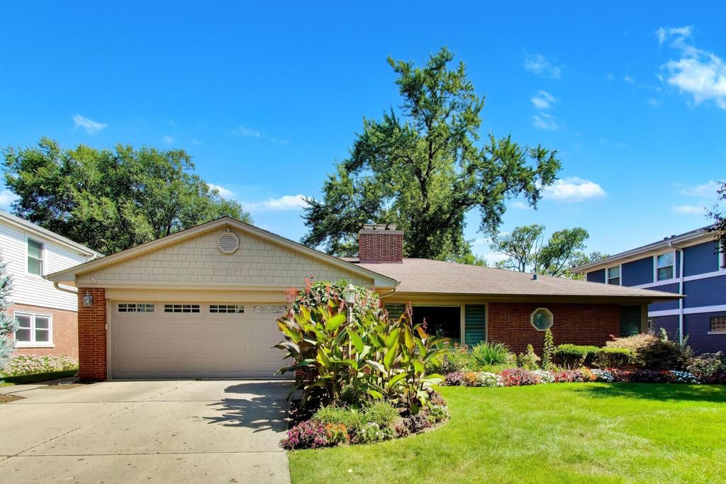 403 S We Go Trail, Mount Prospect, IL 60056 — photo 2