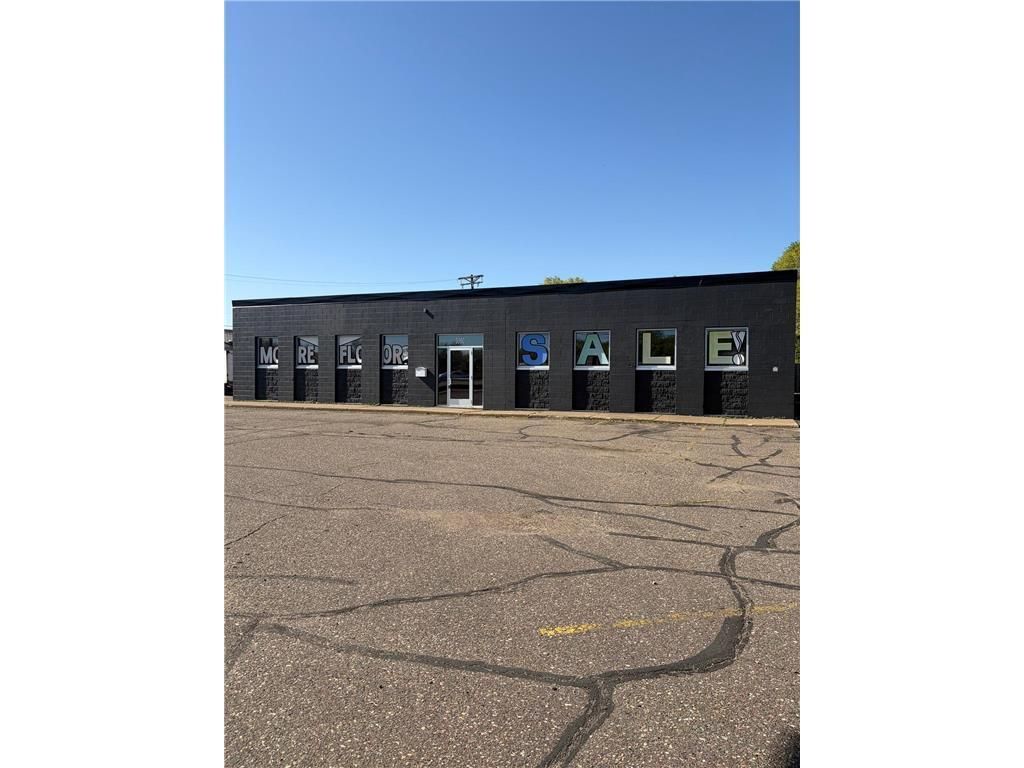 3060 Coon Rapids Boulevard NW, Coon Rapids, MN 55433 — exterior