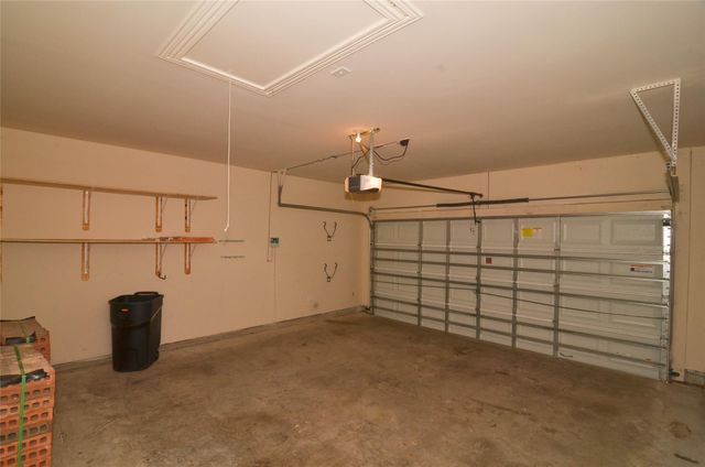 4042 Tuscan Shores Drive, Missouri City, TX 77459