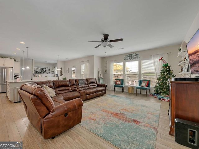 441 Timberleaf Road, Canton, GA 30115