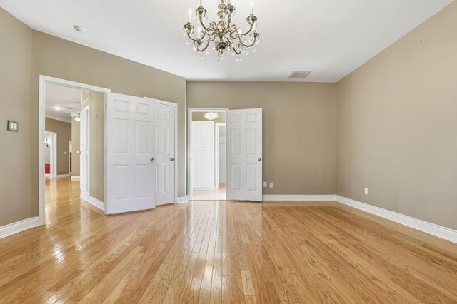 128 Blush Hill Drive, Conroe, TX 77304