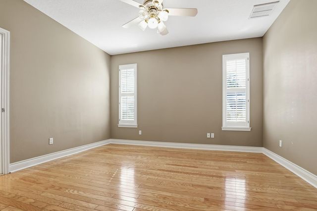 128 Blush Hill Drive, Conroe, TX 77304