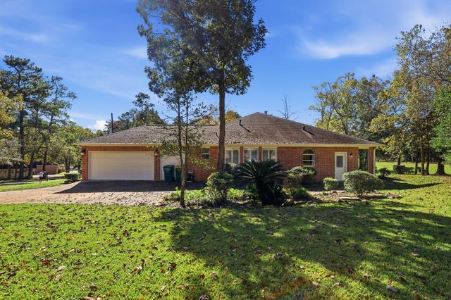 128 Blush Hill Drive, Conroe, TX 77304