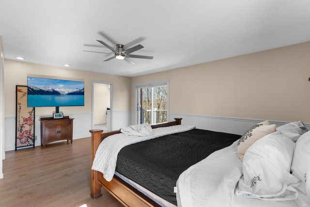 10692 Mount Curve Road, Eden Prairie, MN 55347