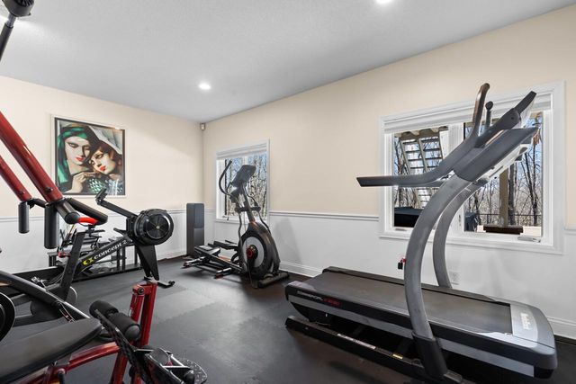 10692 Mount Curve Road, Eden Prairie, MN 55347