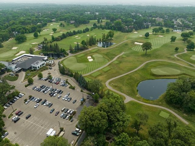 10692 Mount Curve Road, Eden Prairie, MN 55347