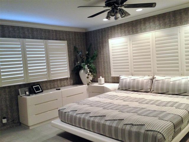 6 Isla Bahia Terrace, Fort Lauderdale, FL 33316