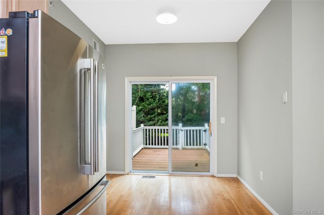 218 Kettles Lane, Medford, NY 11763