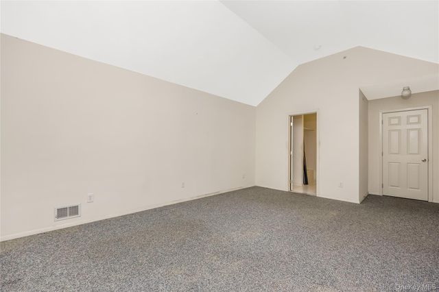 218 Kettles Lane, Medford, NY 11763