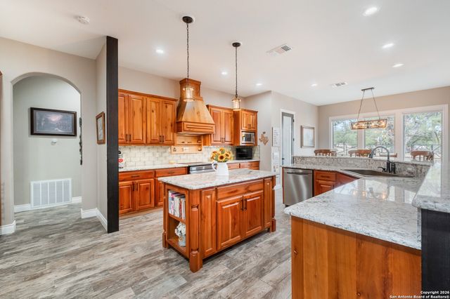 103 Rio Grande Dr, Blanco, TX 78606